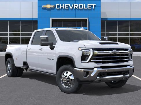 New 2026 Chevrolet Silverado 3500 LTZ w/ LTZ Plus Package AWD/4WD image 7