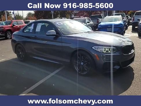 Used 2016 BMW M235i Coupe image 2