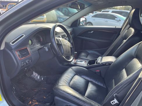 Used 2008 Volvo XC70 3.2 image 12
