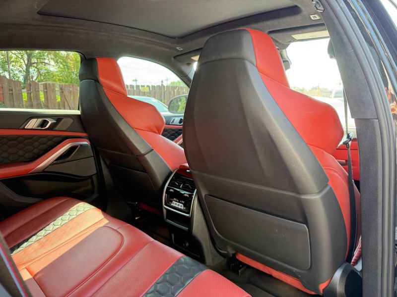 Used 2021 BMW X6 M Competition AWD/4WD image 28
