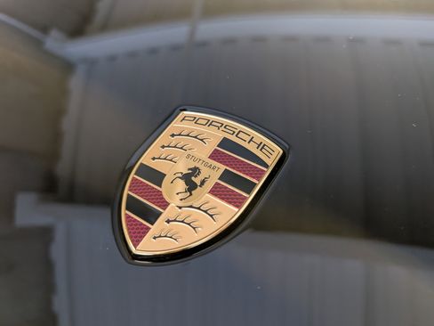 Used 2025 Porsche Macan Electric image 13