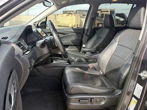 Used 2020 Honda Pilot Elite image 12