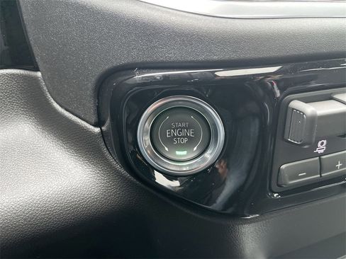 New 2026 GMC Sierra 1500 Elevation w/ Elevation Premium Package image 17