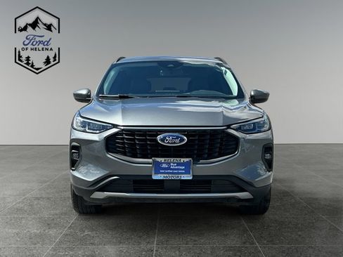 Certified 2025 Ford Escape Platinum AWD/4WD image 8