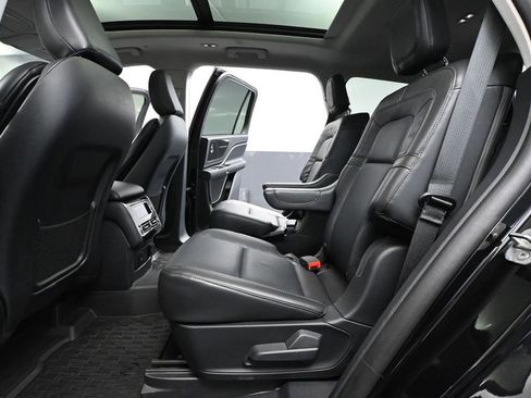 Used 2025 Lincoln Aviator Reserve w/ Jet Appearance Package image 43