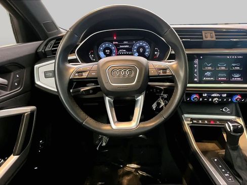 Used 2022 Audi Q3 2.0T Premium w/ Convenience Package AWD/4WD image 6