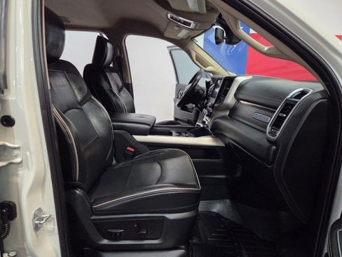 Used 2019 RAM 3500 Laramie image 8