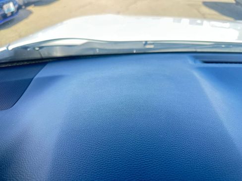 Used 2025 Toyota RAV4 XLE image 34