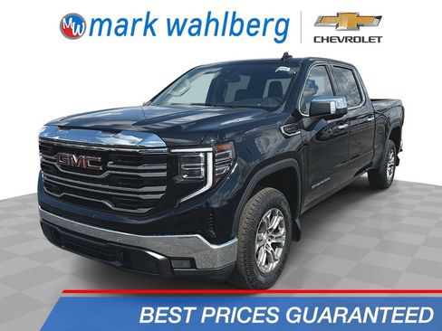 Used 2022 GMC Sierra 1500 SLT w/ Max Trailering Package image 1