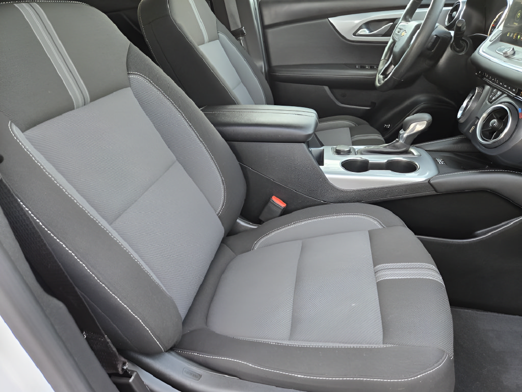 Used 2024 Chevrolet Blazer LT w/ Convenience Package FWD image 13