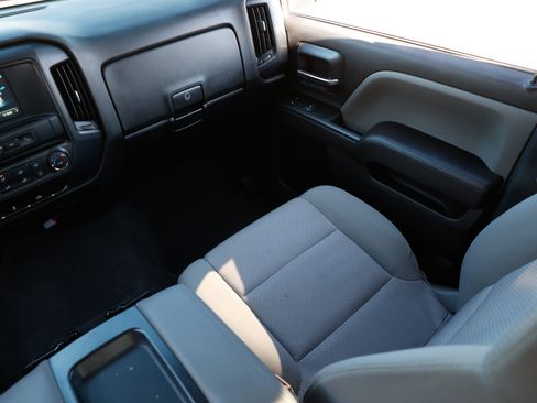 Used 2019 Chevrolet Silverado 1500 Custom w/ Custom Convenience Package image 27