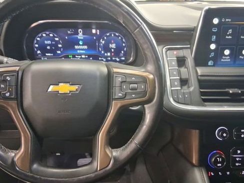 Used 2022 Chevrolet Suburban High Country AWD/4WD image 11