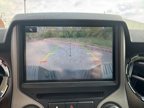 Used 2015 Ford F250 Lariat w/ Lariat Ultimate Package image 24