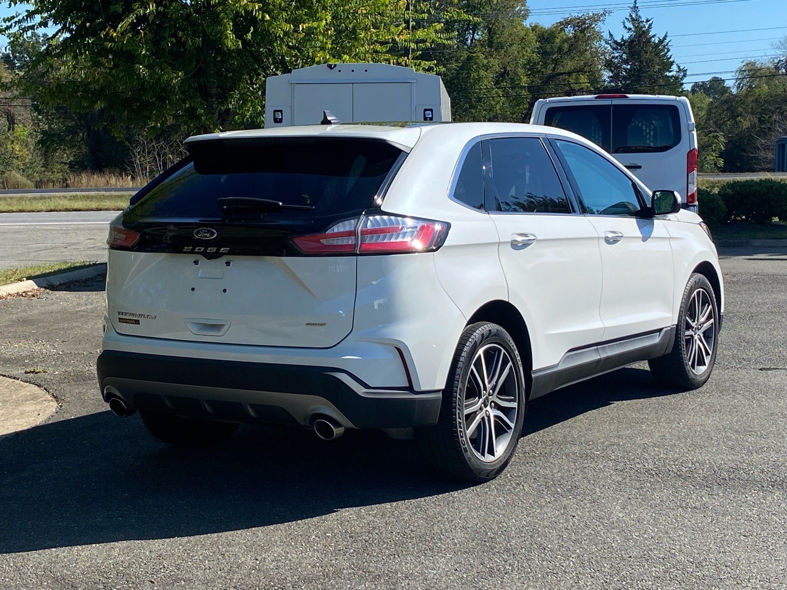 Certified 2024 Ford Edge Titanium AWD/4WD image 4