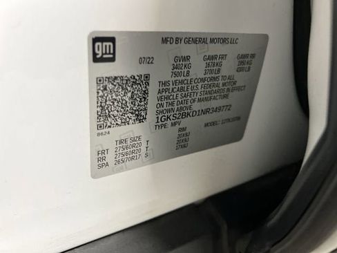 Certified 2022 GMC Yukon SLT w/ SLT Premium Package AWD/4WD image 34