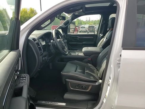 New 2025 RAM 1500 Limited image 13