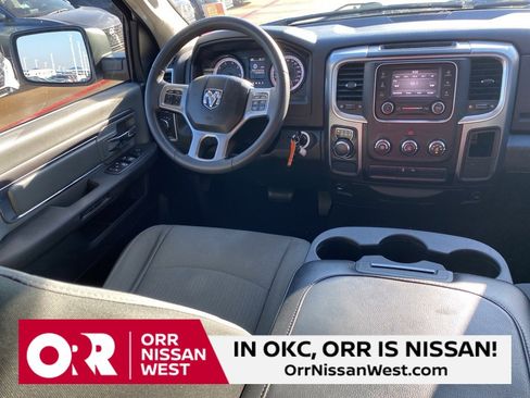 Used 2021 RAM 1500 Classic SLT image 19