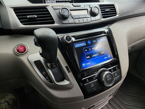 Used 2014 Honda Odyssey EX-L image 18