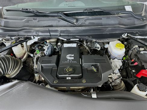 Used 2024 RAM 2500 Laramie image 33