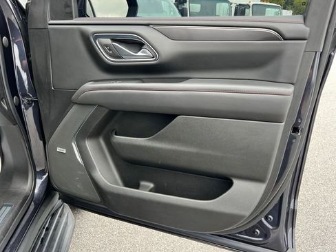 Used 2022 Chevrolet Tahoe RST image 14