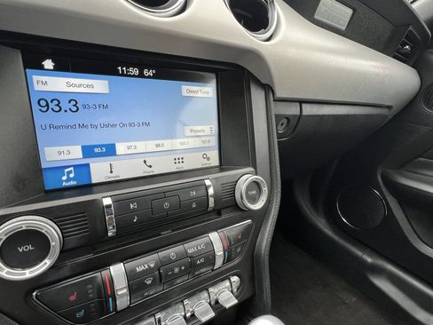 Used 2016 Ford Mustang Premium image 38