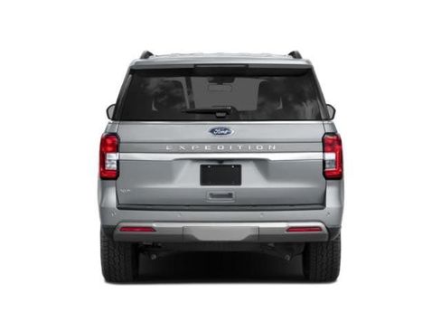 Used 2023 Ford Expedition XLT AWD/4WD image 5
