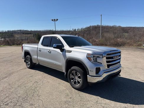 Used 2019 GMC Sierra 1500 SLE w/ SLE Value Package image 1