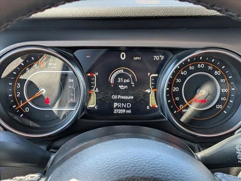 Used 2022 Jeep Wrangler Willys AWD/4WD image 11