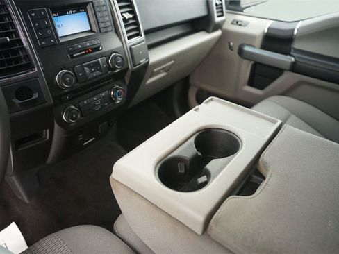 Used 2018 Ford F150 XLT RWD image 27