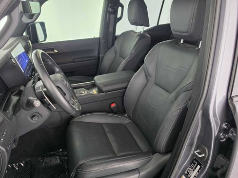 Certified 2024 Lexus GX 550 w/ Accessory Package (Z1) AWD/4WD image 21