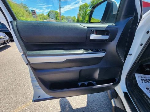 Used 2018 Toyota Tundra SR5 w/ TRD Sport Package AWD/4WD image 11
