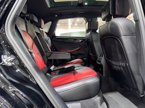 Used 2021 Porsche Macan image 62