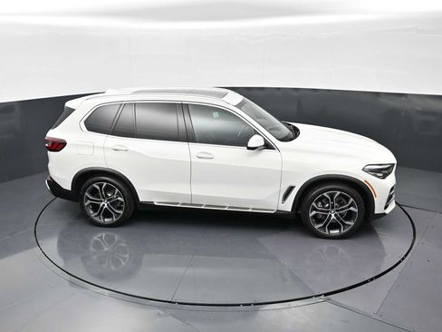 Used 2022 BMW X5 sDrive40i w/ Premium Package RWD image 20