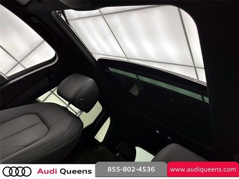 Certified 2022 Audi Q3 2.0T Premium w/ Convenience Package image 13