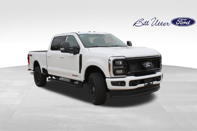 New 2027 Ford F250 XLT w/ XLT Premium Package AWD/4WD image 2