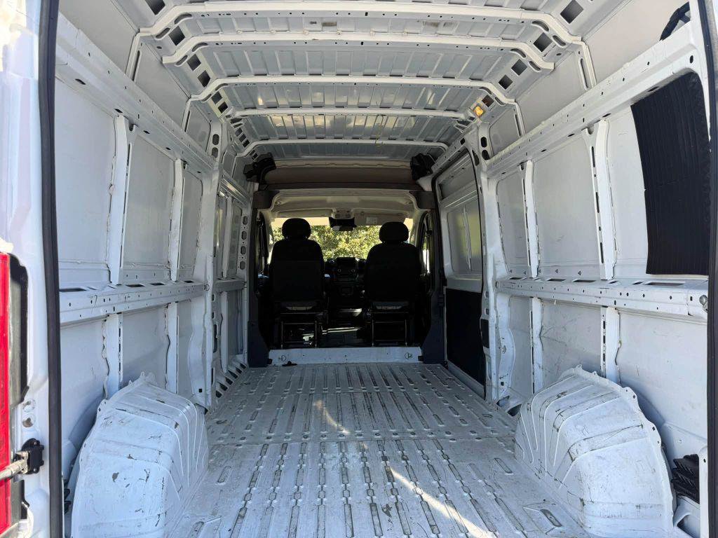 Used 2023 RAM ProMaster 2500 FWD image 14