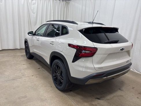 New 2026 Chevrolet Trax ACTIV w/ Sunroof Package image 7