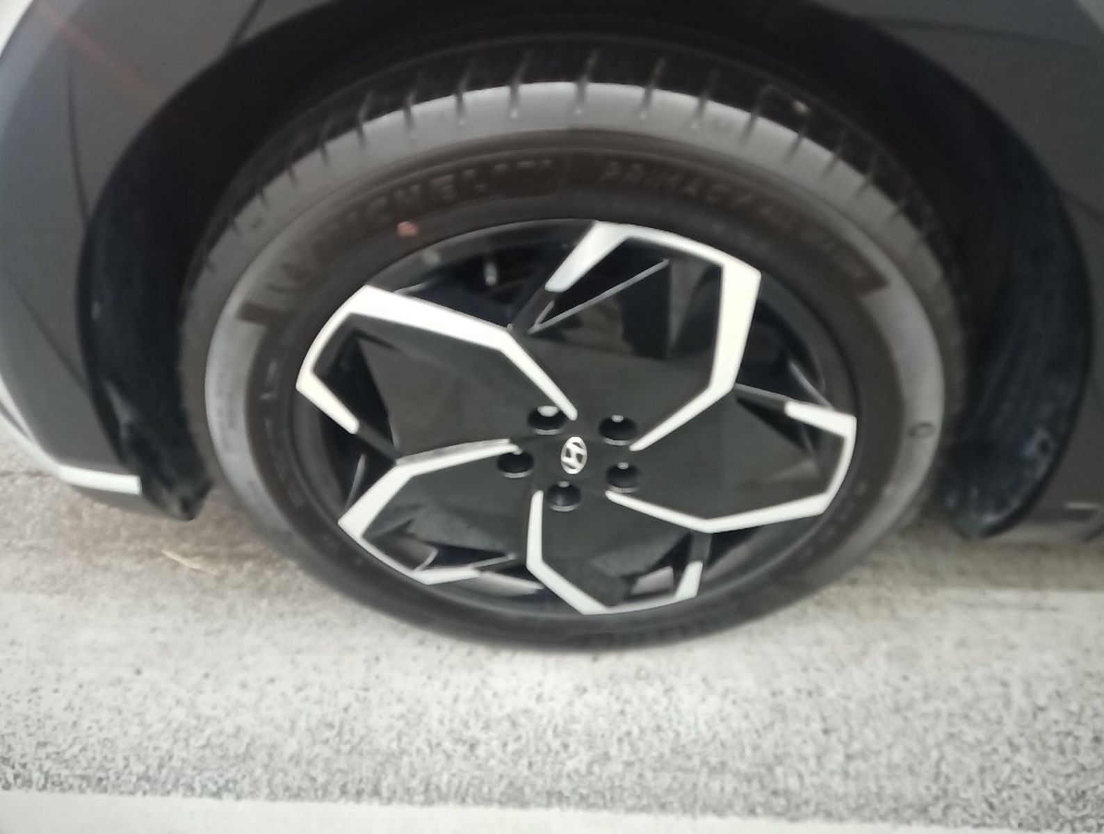 Used 2024 Hyundai Ioniq 5 SEL RWD image 7