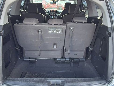 Used 2019 Honda Odyssey EX image 38