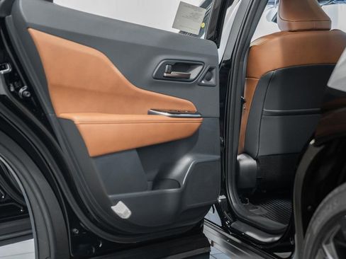 New 2026 Toyota Crown Signia AWD/4WD image 39