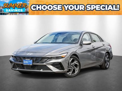 Used 2025 Hyundai Elantra Limited