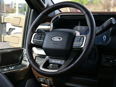 Used 2026 Ford F450 King Ranch w/ Chrome Package image 22