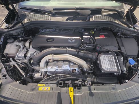 Used 2025 Mercedes-Benz GLA 250 image 26