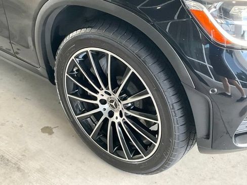 Used 2022 Mercedes-Benz GLC 300 w/ AMG Line image 28