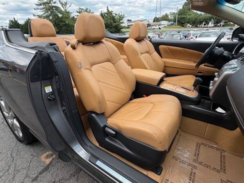 Used 2014 Nissan Murano CrossCabriolet w/ Navigation Package AWD/4WD image 9