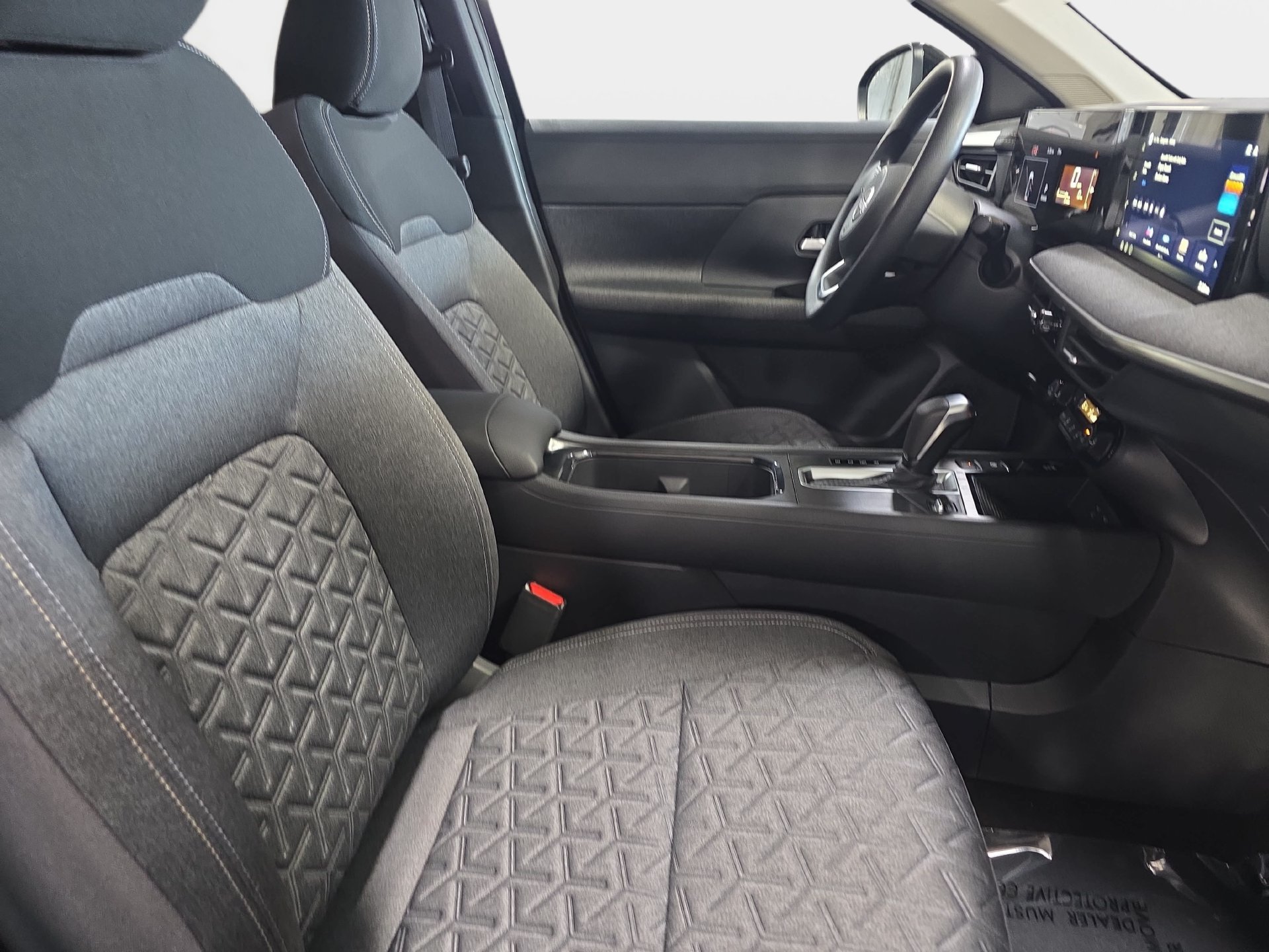 New 2027 Nissan Kicks SV w/ SV Premium Package FWD image 10