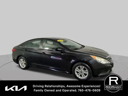 Used 2014 Hyundai Sonata GLS FWD image 2