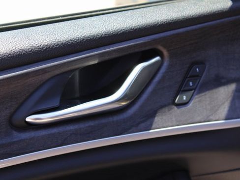 New 2025 Jeep Grand Cherokee Limited image 15