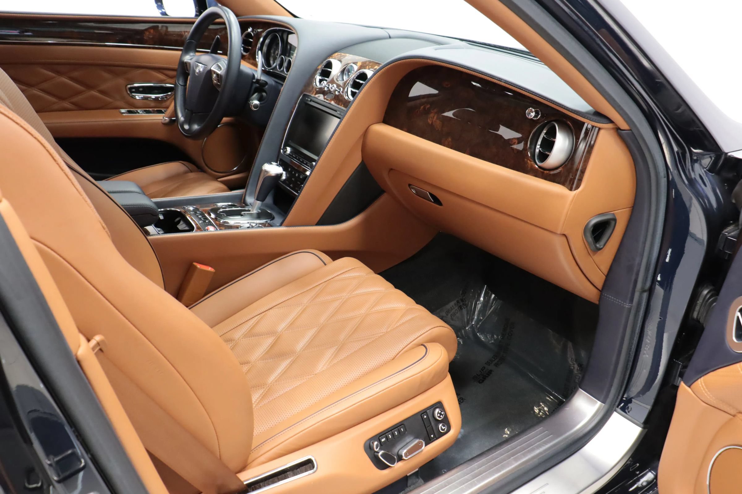 Used 2016 Bentley Flying Spur V8 AWD/4WD image 78