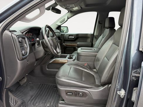 Used 2020 Chevrolet Silverado 1500 RST w/ All-Star Edition image 9